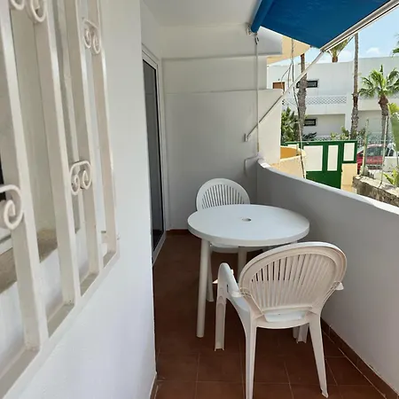 Kalma House,by Mahbo Apartment Maspalomas (Gran Canaria)